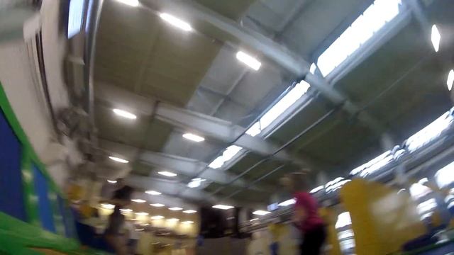 ПОПРЫГАЕМ?! Батутный центр ЯрБатут в городе Ярославле