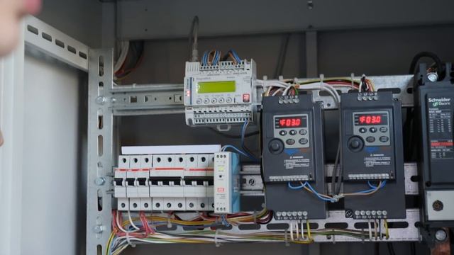 Контейнер для майнинг фермы под Асики 20 футов от компании 1GHS на russian blockchain week 2018 смотреть онлайн