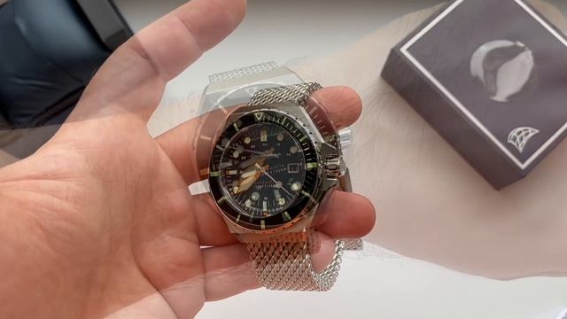 Spinnaker Dumas SP-5081 и СУПЕР-БРАСЛЕТ! смотреть онлайн