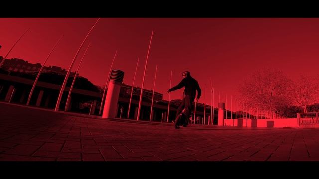 Electric UniCycle to the rhythm of music 5 смотреть онлайн