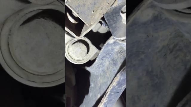 Мицубиси л200 подтяжка рулевой рейки ,своими руками. смотреть онлайн