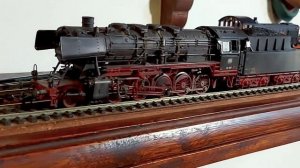 ROCO BR 50 DEPARTING