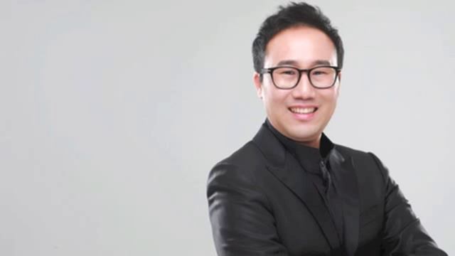 Hyung Joon Won Plays Bach 