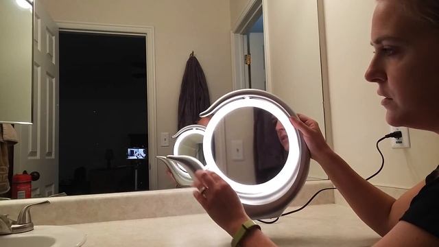 Jerrybox Adjustable LED Lighted Makeup Mirror, Double-sided, 1×/ 7× Magnification смотреть онлайн