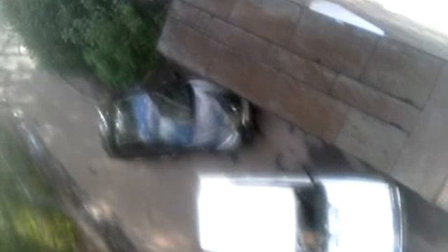 парковка у подьезда смотреть онлайн