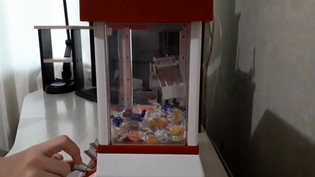 Игрушечный автомат "Хватайка" смотреть онлайн