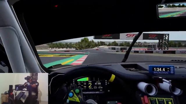 LFM daily race: Barcelona 1/1/22 смотреть онлайн