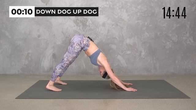 30-Minute Yoga Sculpt & Stretch: Energize Your Body and Soothe Your Soul! - AMPLIFY DAY 14 смотреть онлайн