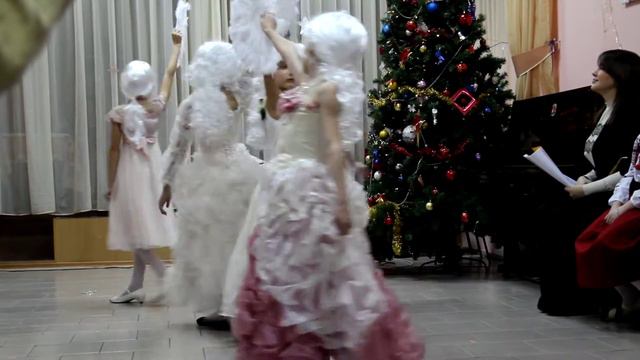 танец фрейлин смотреть онлайн