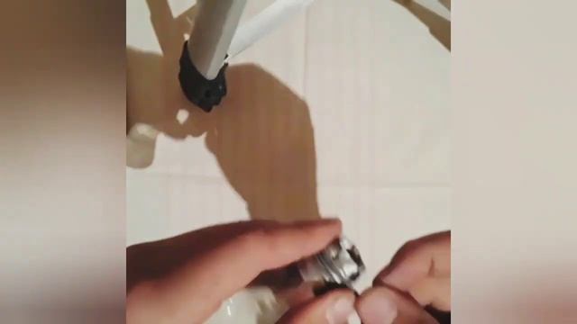 Делаем ночник из нерабочей лампы Making a night light from a non-working lamp смотреть онлайн