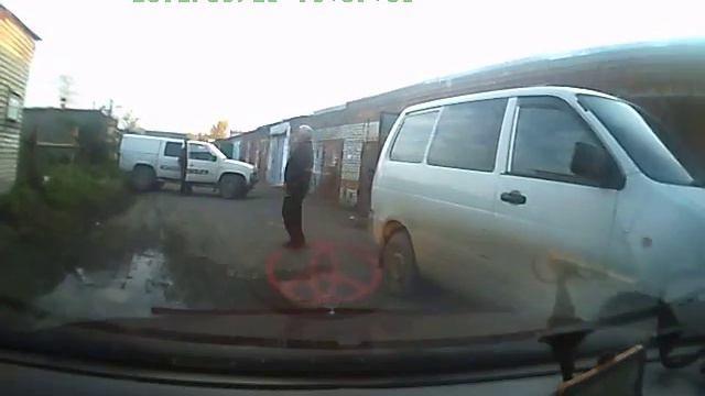 Фишки на дорогах. Не дал поссать))) ахаха смотреть онлайн