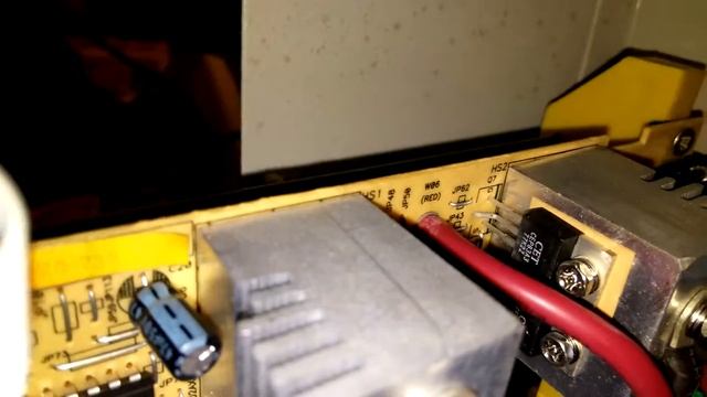 Блок бесперебойного питания в щит для насоса. Вторая жизнь ИБП. Своими руками. смотреть онлайн