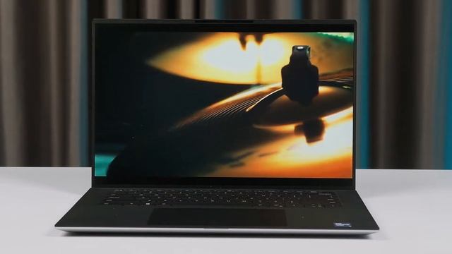 Mẫu Workstation dành cho doanh nhân, đẹp như XPS - Dell Precision 5560 смотреть онлайн