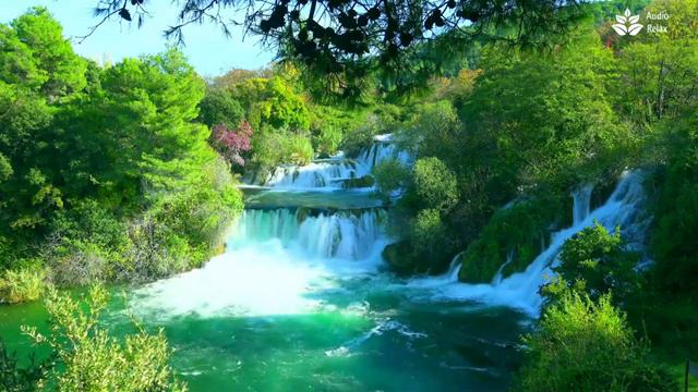Beautiful Waterfall on a Flowing River. Nature White Noise. Sounds of Nature 10 hours. смотреть онлайн