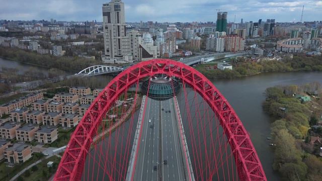 Hubsan Zino Mini Pro - Живописный мост. Москва смотреть онлайн