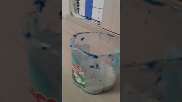 Как сделать слайм из клея pva и шампунь для окрашенных волос смотреть онлайн