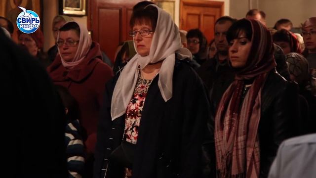 Пасхальное богослужение в храме Петра и Павла смотреть онлайн