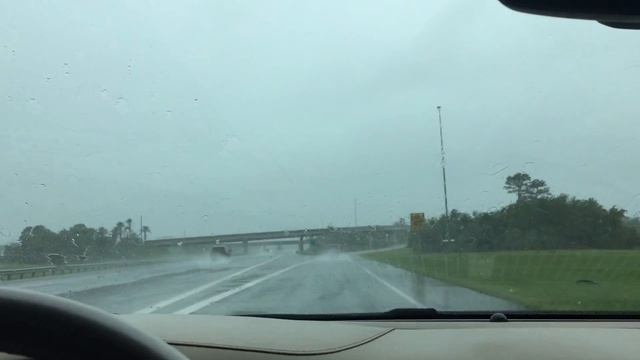 10 сентября. До урагана Ирмы остаются часы смотреть онлайн