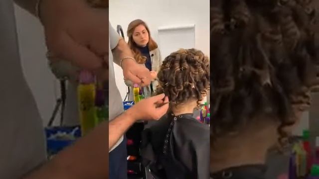 Cтудия TIGI: стайлинги Bed Head и коктейли Bed Head.