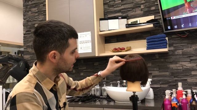 Как филировать волосы филировочными ножницами? смотреть онлайн