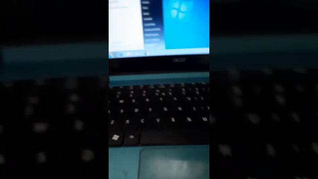 OLD IS GOLD || ACER ASPIRE ONE D270 REVIEW смотреть онлайн