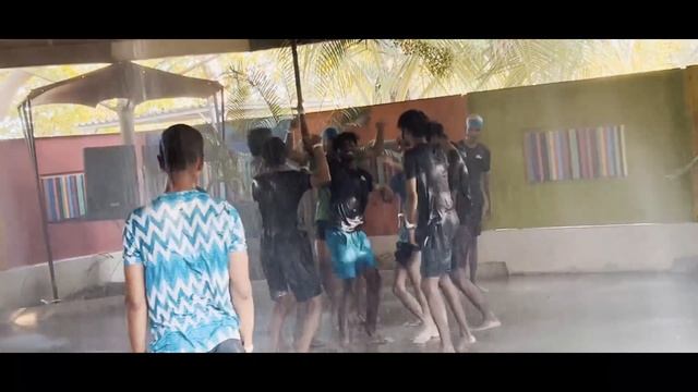 HH TEAM OUT VLOG TEASER - WILD WATER FUN & THRILL #HH смотреть онлайн