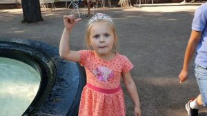 ПРОГУЛКА ПО САНКТ-ПЕТЕРБУРГУ. ЛЕТНИЙ САД, ЧИЖИК-ПЫЖИК И ПЫШЕЧНАЯ ВОЗЛЕ ДВОРЦОВОЙ ПЛОЩАДИ.