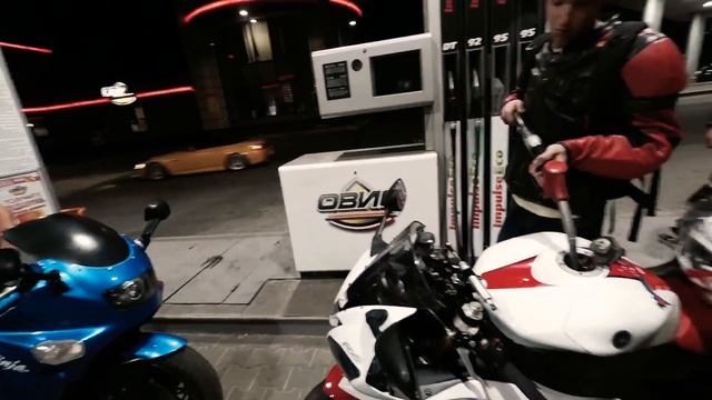 Вечерний прохват по Харькову с ATP MOTORCYCLE Yamaha R6 Kawasaki ZZR Honda 600rr Suzuki GSR смотреть онлайн