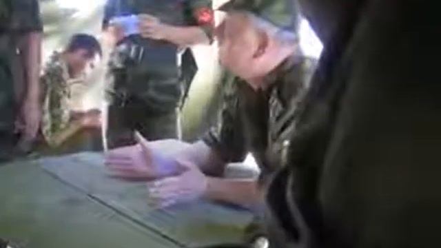 В армии матом не ругаются,а матом разговаривают смотреть онлайн