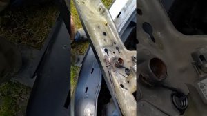 Opel Zafira B 1.7 cdti Закрылся капот не открывается.Как открывал в конце видео.