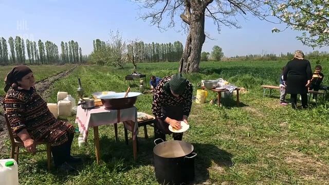 Разнообразная еда. Азербайджанская Кухня Деревенская Кухня  Рецепты