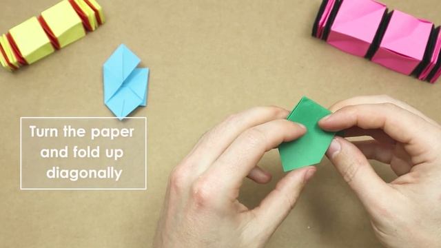 Easy Origami: Magic SPIRAL Cubes color changing / Origami Pako pako смотреть онлайн