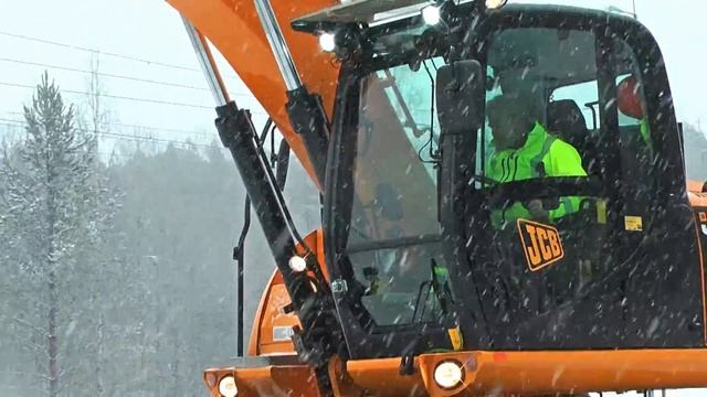 Railtek Oy. JCB 175W. engcon EC20. Microprop. смотреть онлайн