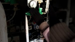 Порядок поднятия токоприёмника на электровозе 3эс5к от базового компрессора.