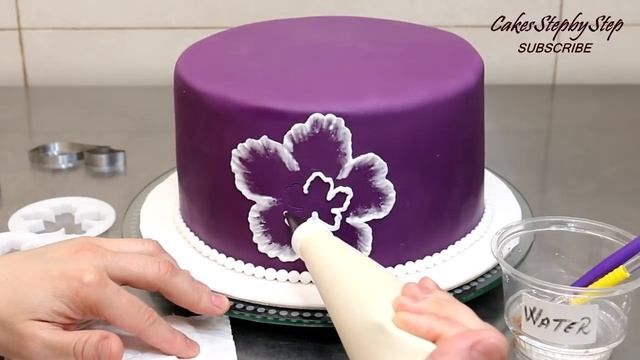 Royal Icing Recipe For Brush Embroidery Cake - Decorando Con GLASA REAL By Cakes StepbyStep