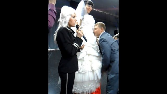 Супер подарок на свадьбу от подружек невесты!!! смотреть онлайн