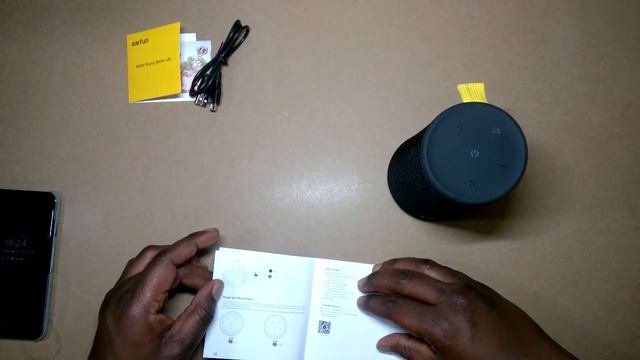 Budget tech - Earfun UBOOM portable youtube speake unboxing and Review смотреть онлайн