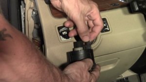 Volkswagen Passat В6  Как снять переключатель света фар ?