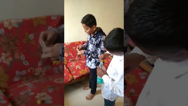 Production of carbon dioxide gas by eno and lemon which react with citric acid thanks ! смотреть онлайн