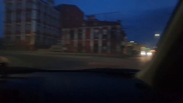 Ночной город красив ? что говорят в школе? дети тупеют, учиться не хотят??только тик-токают?? смотреть онлайн