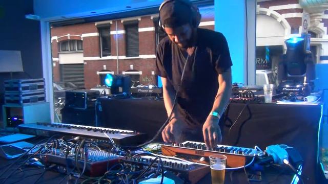 10 21 54 Duane Franklin Pre Party 7 0 Eendrachtsfestival Rotterdam 2016 do 23 06 16 sd01 09 смотреть онлайн