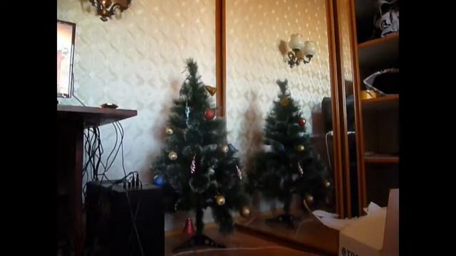 VLOGMAS | Украшаю квартиру | Новогодний венок своими руками смотреть онлайн