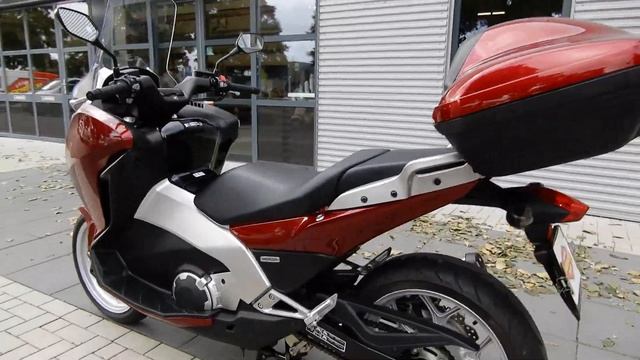 Honda NC700D Integra смотреть онлайн