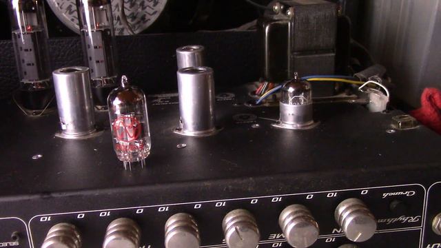 JJ ECC83S Vs TUNG SOL Re Issue 12AX7 Tube Tone Comparison Peavey XXX Amp