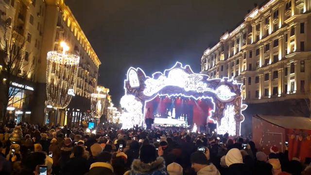 Новый год на Тверской смотреть онлайн