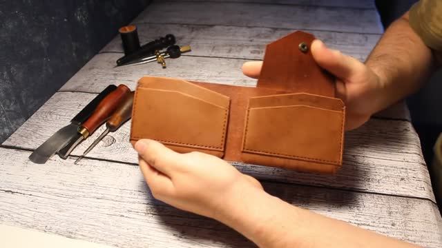 Кошелек компакт из натуральной кожи. Ручная работа смотреть онлайн