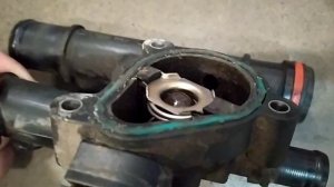 Течет антифриз RENAULT TRAFIC