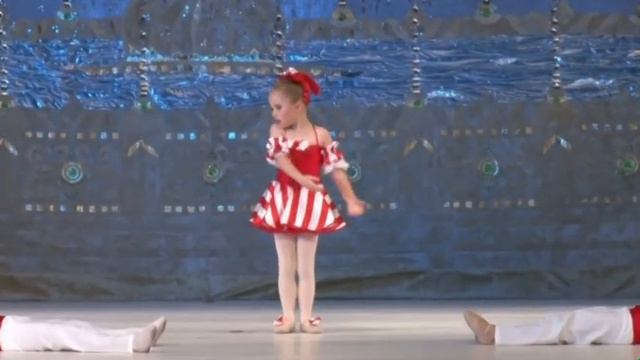 "Polka" - die drei süßen kleinen Solisten (4 Jahre alt) смотреть онлайн
