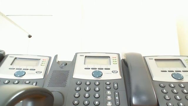 How to transfer a call using Cisco/Linksys SPA941 смотреть онлайн