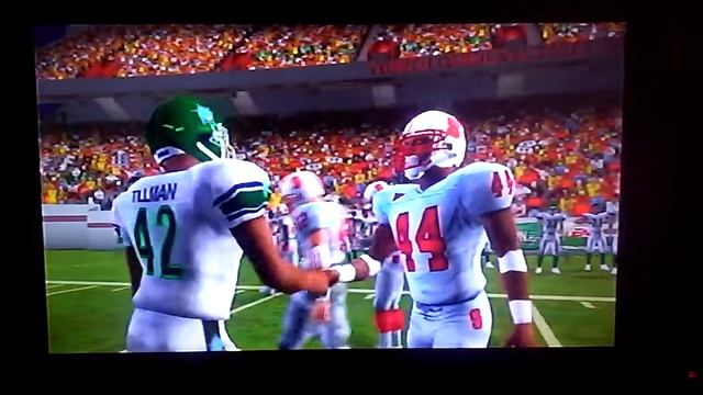 NCAA Football 2004 End Game 833 смотреть онлайн